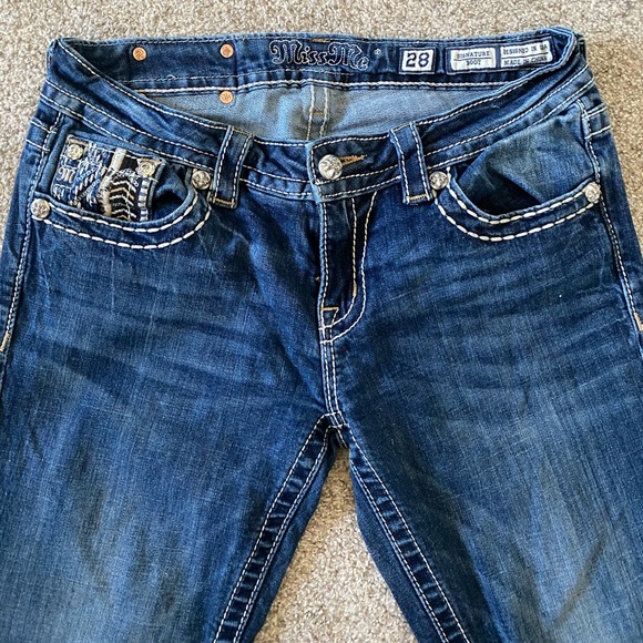 Miss Me Signature Boot Jeans - Picture 2 of 8